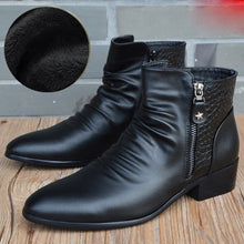 Load image into Gallery viewer, New Fashion Men Boots Genuine Leather Men British Autumn Winter Warm Plush Ankle Boots